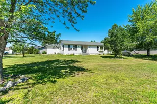 720 6th Dr NW, Perham, MN 56573 - Photo 6