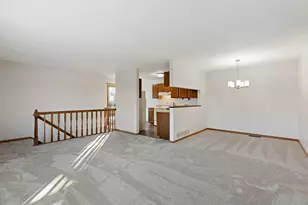 5998 Fernwood St, Shoreview, MN 55126 - Photo 8