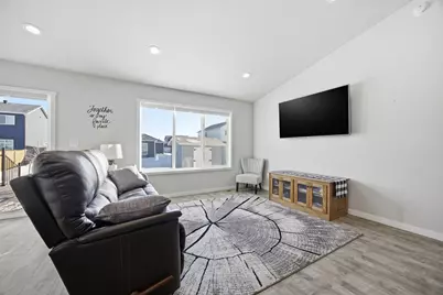 3724 49th Street S, Fargo, ND 58104 - Photo 8