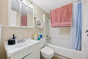 702 21st St S, Fargo,  58103 - Photo 10