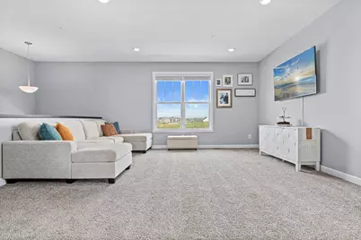 7538 38th Street N, Oakdale, MN 55128 - Photo 2