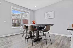 7538 38th St N, Oakdale, MN 55128 - Photo 6