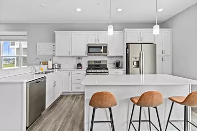 7538 38th Street N, Oakdale, MN 55128 - Photo 8