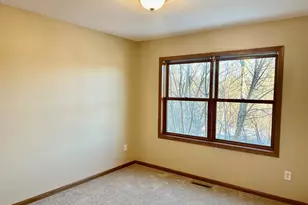 4285 Lindsey Ln, Minnetonka, MN 55345 - Photo 10