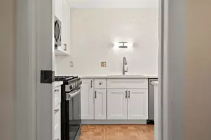 1912 Dupont Ave S, Minneapolis, MN 55403 - Photo 14