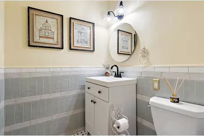 1912 Dupont Avenue S #103, Minneapolis, MN 55403 - Photo 4