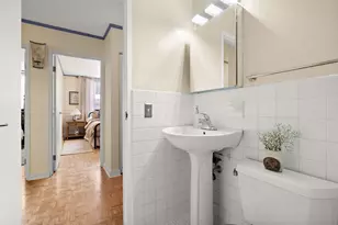 1912 Dupont Ave S, Minneapolis, MN 55403 - Photo 20