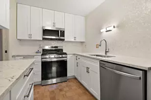 1912 Dupont Ave S, Minneapolis, MN 55403 - Photo 10