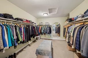 145 Cutacross Rd, Golden Valley, MN 55422 - Photo 16