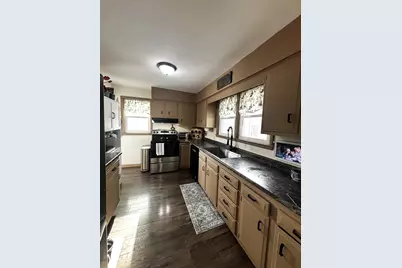 604 7th Avenue SW, Pipestone, MN 56164 - Photo 4