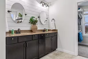 1583 Bluewater Ln, Woodbury, MN 55129 - Photo 40