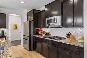 1583 Bluewater Ln, Woodbury, MN 55129 - Photo 20