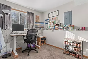 326 Braeburn Dr, Shakopee, MN 55379 - Photo 24