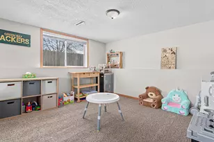 326 Braeburn Dr, Shakopee, MN 55379 - Photo 22