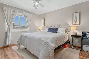 326 Braeburn Dr, Shakopee, MN 55379 - Photo 14