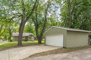 3555 Queen Ave N, Minneapolis, MN 55412 - Photo 18