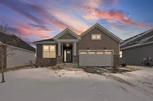 3825 Henna Ave N, Oakdale, MN 55128 - Photo 2