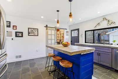 2717 Glenwood Avenue, Minneapolis, MN 55405 - Photo 14