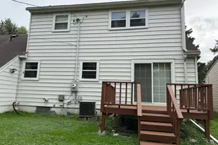 16 Bruce Ct, Mankato, MN 56001 - Photo 2