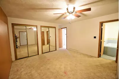 602 Main Avenue N, Roseau, MN 56751 - Photo 10