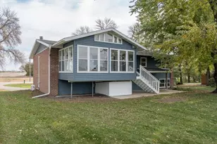 34365 Old Hwy 13, Waseca, MN 56093 - Photo 2