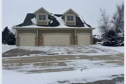 114 Prairie Stone Court SE, Stewartville, MN 55976 - Photo 4