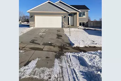 705 State Street, Kenyon, MN 55946 - Photo 2