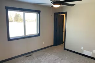 705 State St, Kenyon, MN 55946 - Photo 12