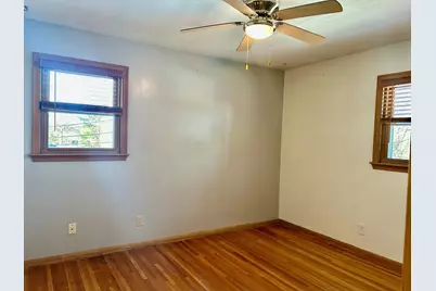 7008 Hill Place N, Crystal, MN 55427 - Photo 10