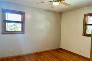 7008 Hill Pl N, Crystal, MN 55427 - Photo 10