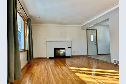 7008 Hill Place N, Crystal, MN 55427 - Photo 2