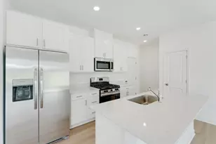 11058 203rd St W, Lakeville, MN 55044 - Photo 6