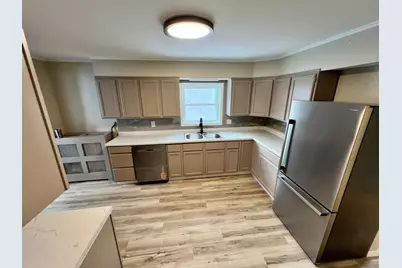 2140 2nd Avenue W, Hibbing, MN 55746 - Photo 12