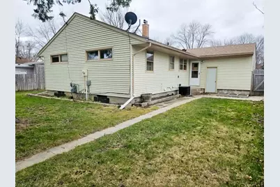 308 Maple Avenue S, Thief River Falls, MN 56701 - Photo 32