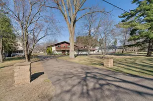 4151 Rice St, Shoreview, MN 55126 - Photo 2