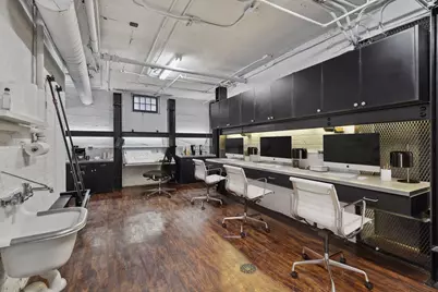 1820 Girard Avenue S #1, Minneapolis, MN 55403 - Photo 38