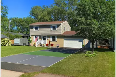 7221 Humboldt Avenue S, Richfield, MN 55423 - Photo 2