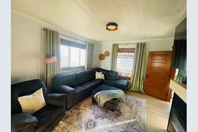 219 E Vasa Avenue, Fergus Falls, MN 56537 - Photo 6