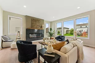 17905 Hidden Creek Trl, Lakeville, MN 55044 - Photo 8