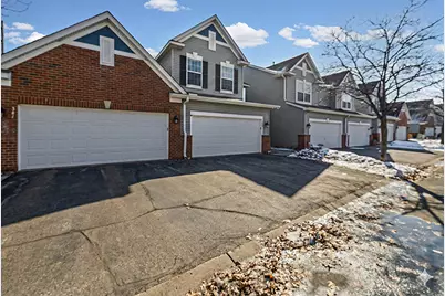 343 Heritage Trail, Circle Pines, MN 55014 - Photo 2