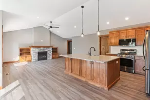 1635 72nd Ave, Hammond, WI 54015 - Photo 4