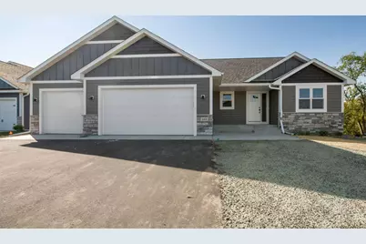 1635 72nd Avenue, Hammond, WI 54015 - Photo 1