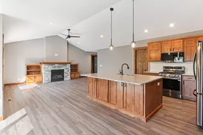 1635 72nd Avenue, Hammond, WI 54015 - Photo 6