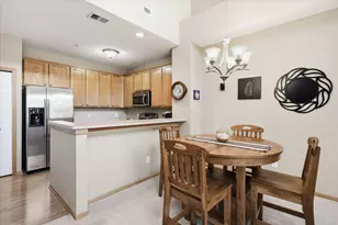 1243 Majestic Ave, Maplewood, MN 55109 - Photo 10