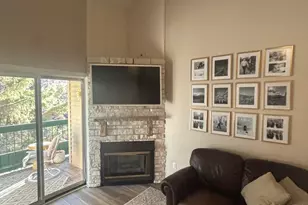 7625 Edinborough Way, Edina, MN 55435 - Photo 2