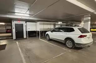 7625 Edinborough Way, Edina, MN 55435 - Photo 38