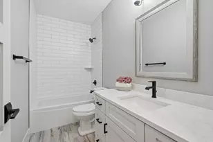 4501 Dunham Dr, Edina, MN 55435 - Photo 68