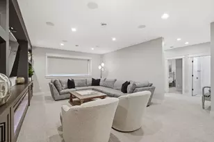 4501 Dunham Dr, Edina, MN 55435 - Photo 58