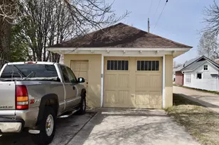 622 7th St, Sibley, IA 51249 - Photo 38