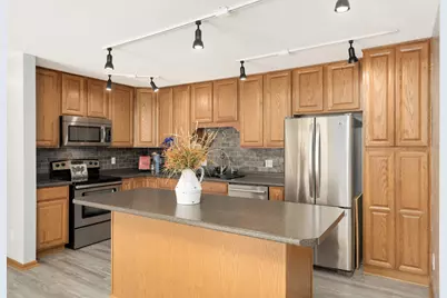 9143 Highway 55 #301, Golden Valley, MN 55427 - Photo 10